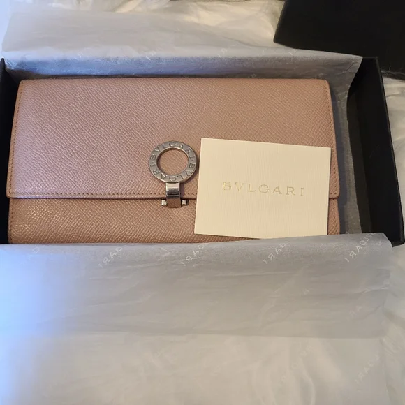 BVLGARI Dusty Rose Pink Leather Authentic Logo Long Bifold Wallet